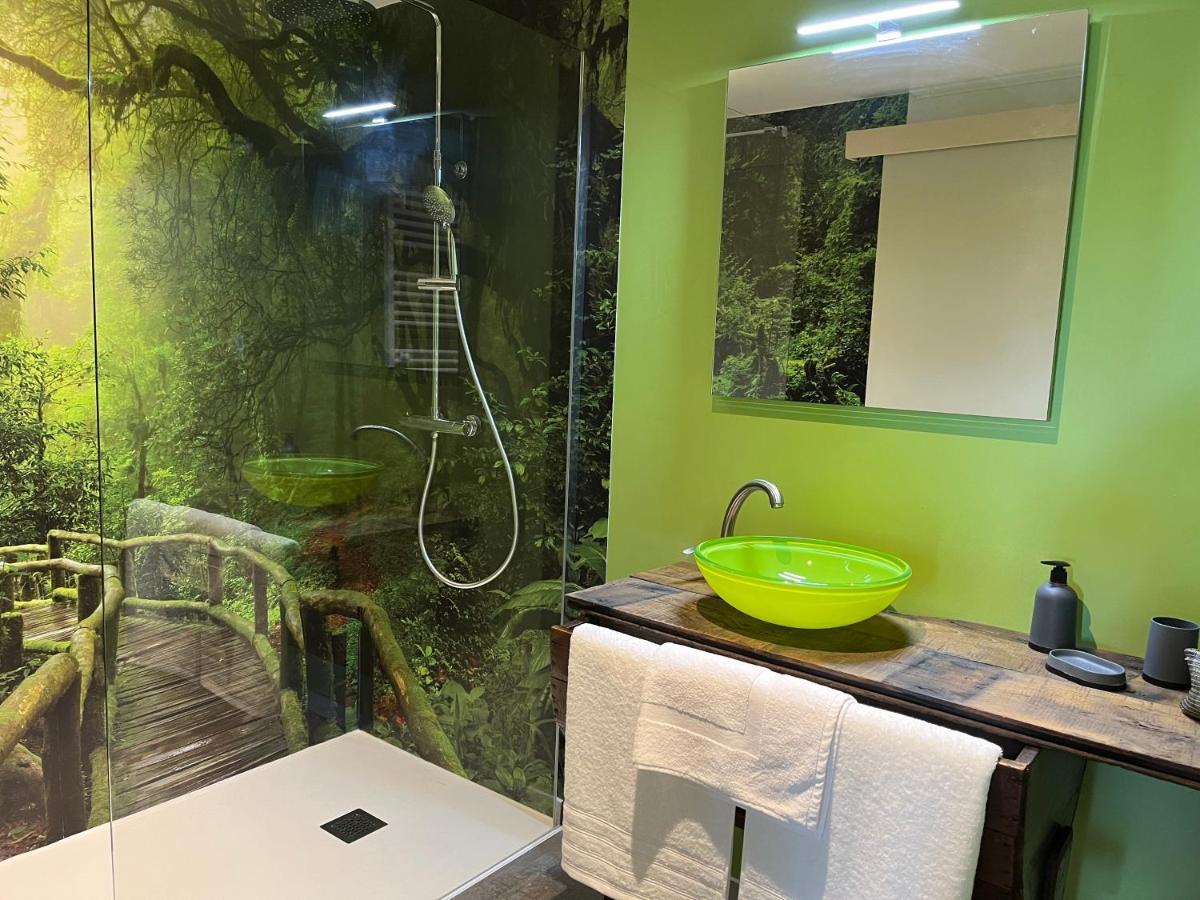 Maison D'Hote Avec Sauna Et Jacuzzi A La Campagne Les Portes du Coglais Buitenkant foto