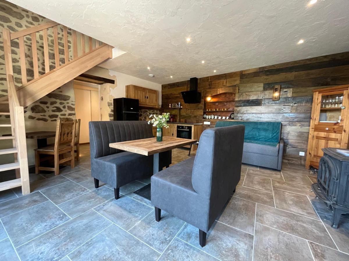 Maison D'Hote Avec Sauna Et Jacuzzi A La Campagne Les Portes du Coglais Buitenkant foto